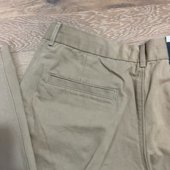 Never worn Levi's baggy trousers - Picture 4 of 4